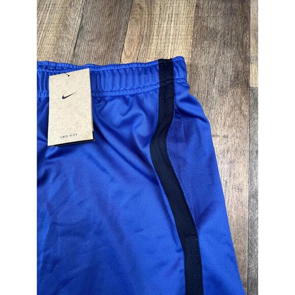 NWT Nike Dri-Fit Standard Fit Hybrid Training Shorts Blue XL DM5944-480 New - Picture 3 of 12